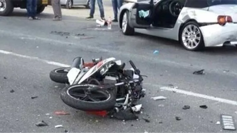 أصابة ٤ فى تصادم دراجتين بخاريتين ببنى سويف
