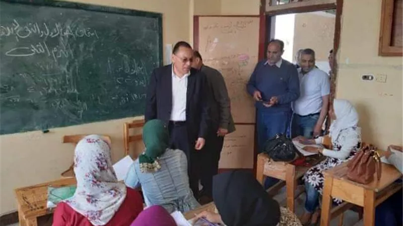 غراب يتفقد لجان امتحانات الصفين الأول و الثاني الإعدادي و الثانوي