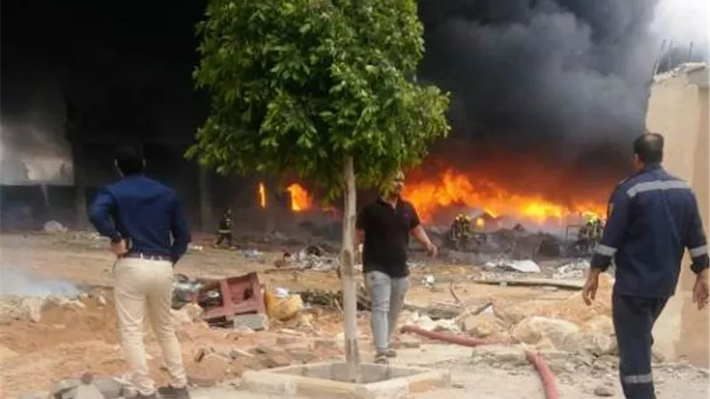 شاهد فيديو حصرى لأكبر حريق تشهده مدينة بدر بمصنع بريما بلاست.. صور