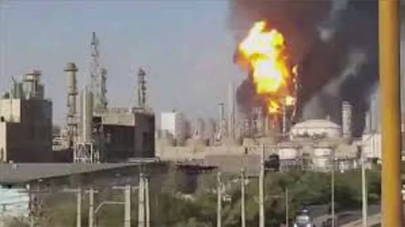 55 قتيلًا في انفجار صهريج نفط في نيامي بالنيجر