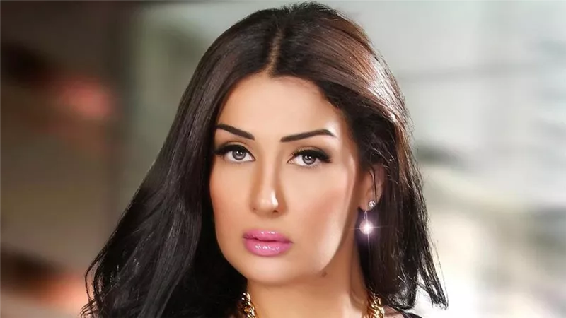 غادة عبد الرازق تكشف كواليس مسلسلها الجديد وعدد زيجاتها فى 