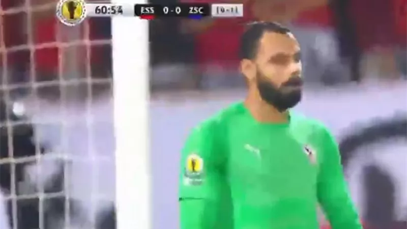 الحكم يطرد جنش فى الوقت بدل الضائع .. وعمر السعيد يحرس مرمى الزمالك