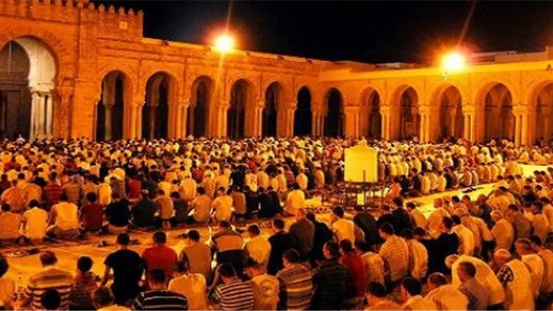الإفتاء:يجب على الإمام مراعاة أحوال المصلين فى صلاة التراويح ولا يزيد