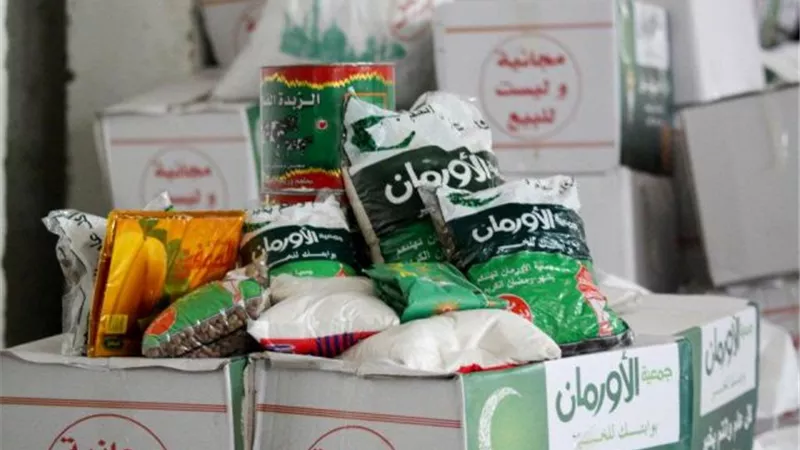 الأورمان.. توزع مواد غذائية على الأسر غير القادرة فى قرى سوهاج