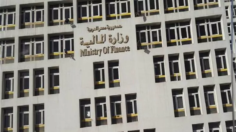 المالية لخطة البرلمان :العجز الكلى فى الموازنة 15%