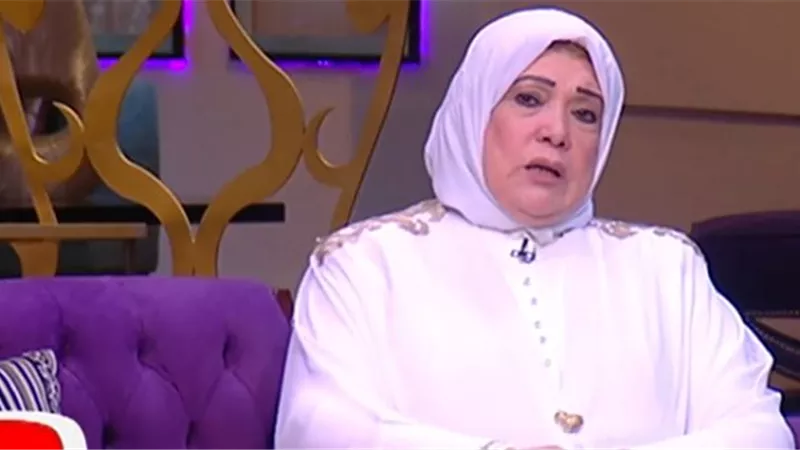 الحاجة ياسمين الخيام ضيف دينا عبد الله فى أولي حلقات حبيب الملايين