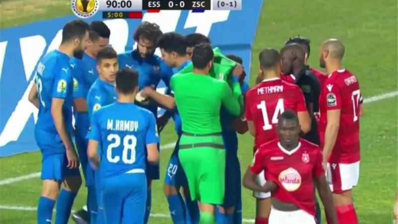 سيف زاهر: الحكم كان متربص بالزمالك امام النجم الساحلى 