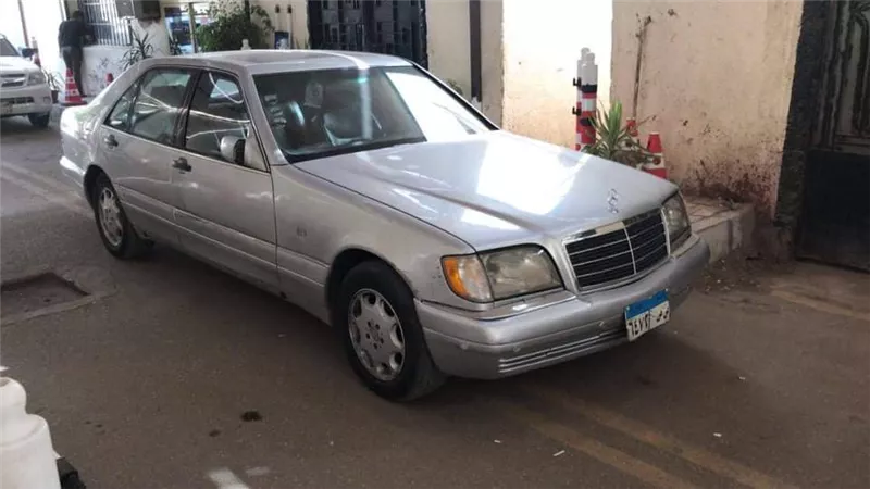 ضبط سيارة مرسيدس مهربة جمركيا بمرور الأقصر