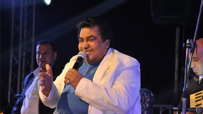 مواويل أحمد عدوية تشعل خيمة رمضانية بالشيخ زايد .. صور