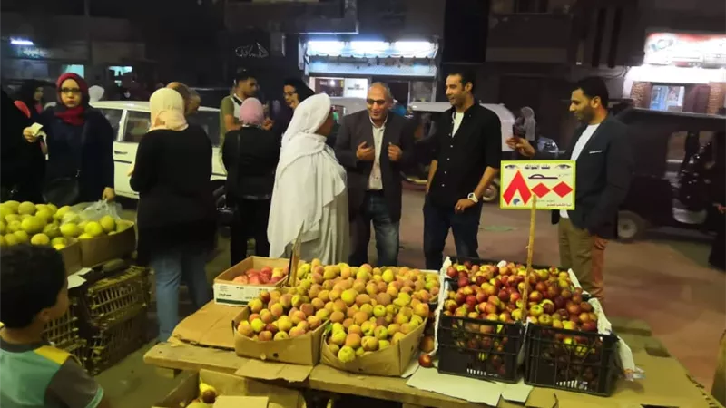 أسعار مخفضة في معرض أهلا رمضان بمنيا القمح.. صور
