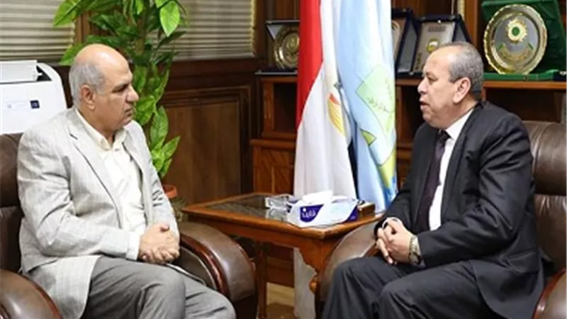 محافظ كفرالشيخ يهنئ جامعة كفرالشيخ لفوزها بجائزة أفضل مؤسسة تعليمية