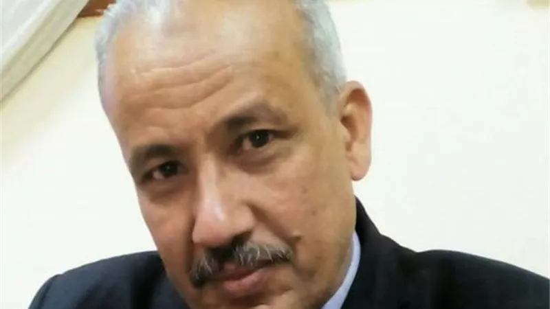 الأحياء والتاريخ للثانوى العامة والجبر والإحصاء للإعدادية بدون شكاوى بالأقصر