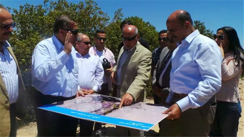 وزير النقل يتفقد موقع مشروع انشاء محور بديل لخزان اسوان بإجمالي تكلفة 2 مليار جنيه وطول