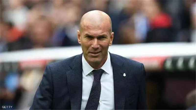 رسميا .. زيدان يكشف أول الراحلين عن ريال مدريد