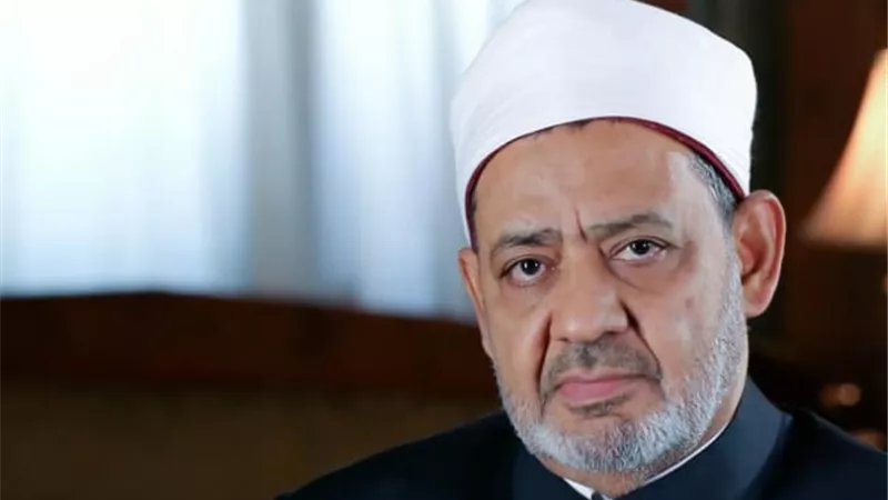 الامام الاكبر: لا يجوز للزوجة طاعة زوجها اذا أمرها بشرب الخمر