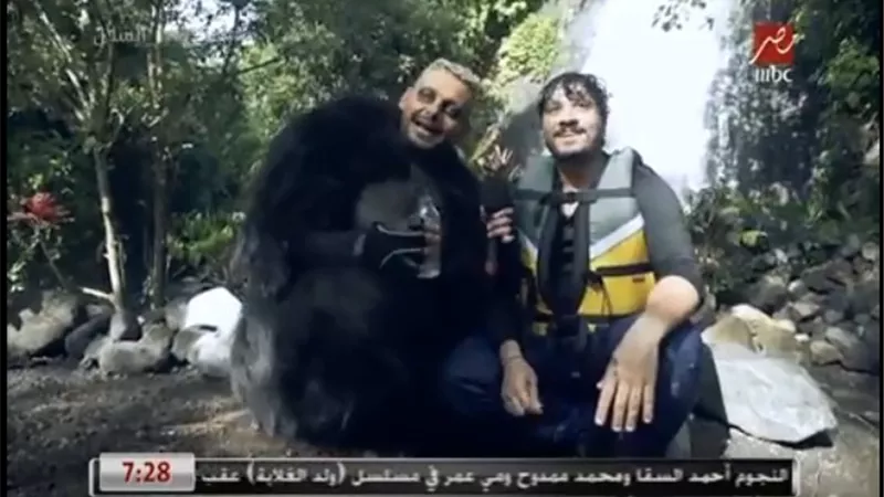 مصطفى حجاج يرد على مقلب رامز باغنية 