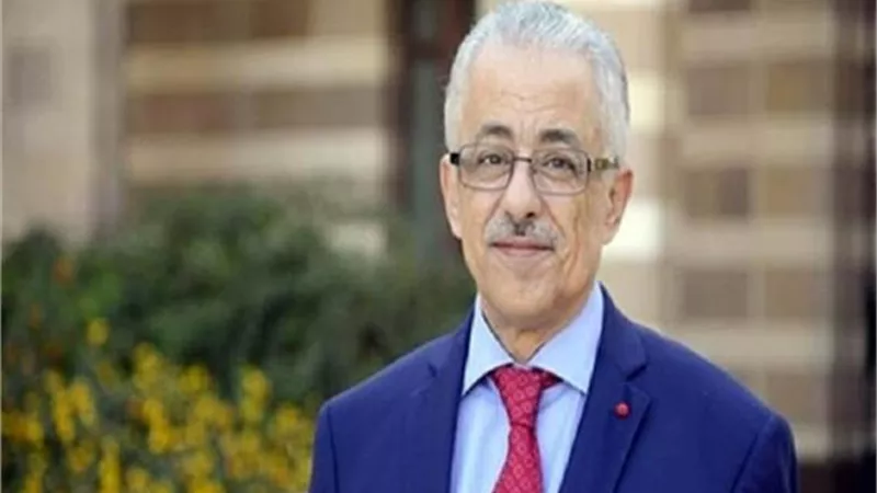 وزير التعليم يوجه رسالة علي صفحته لطلاب أولي ثانوي قبل ساعات من الامتحان