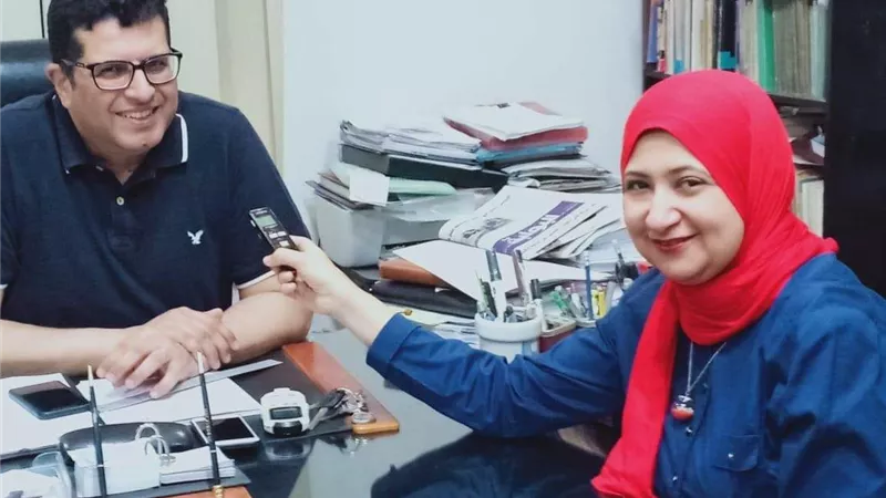 المؤلف أيمن سلامة ضيف افطار الشرق الاوسط .. غدا