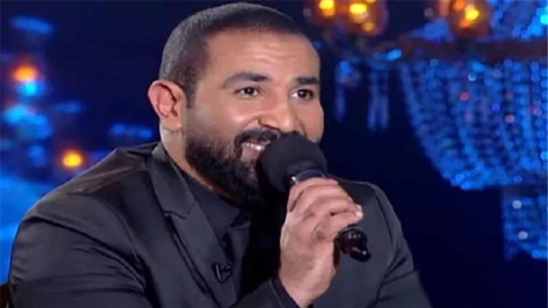 احمد سعد يسخر من تامر حسنى : 
