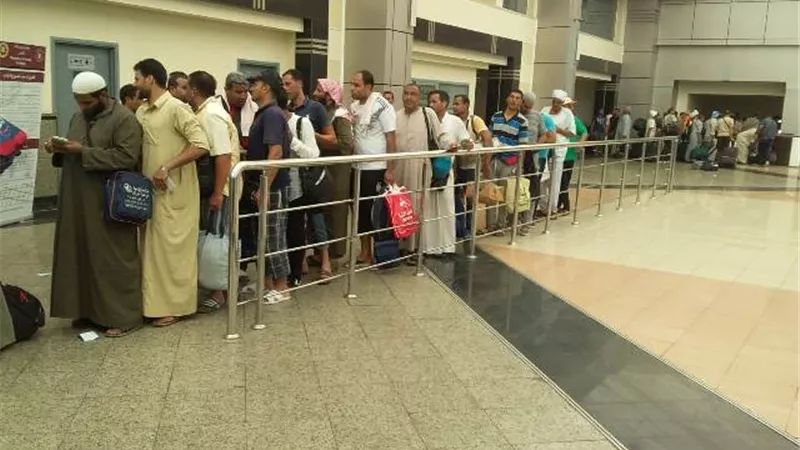 وزير النقل رفع درجة الاستعداد القصوى و الطوارىء بموانئ البحر الاحمر