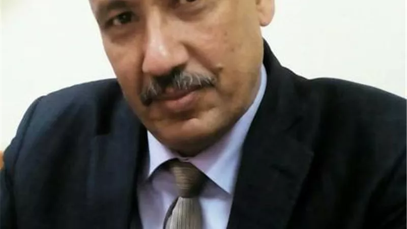 محافظ الأقصر يتفقد لجان الصف الثانى الثانوى