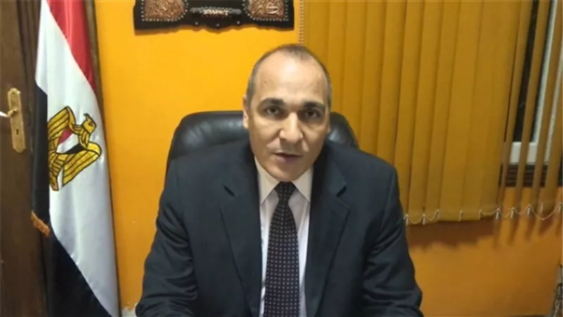 مدير تعليم القاهرة يتفقد غرفة العمليات المركزية والمطبعة السرية
