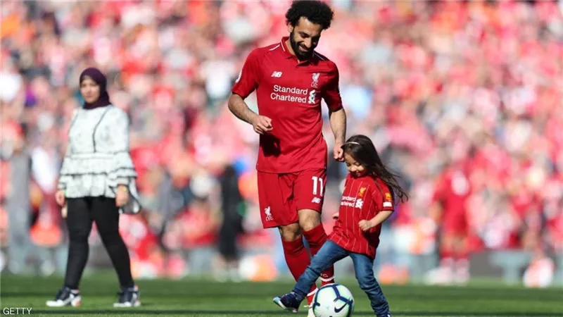 مكة تسرق الأضواء من محمد صلاح في ختام الدوري الإنجليزي
