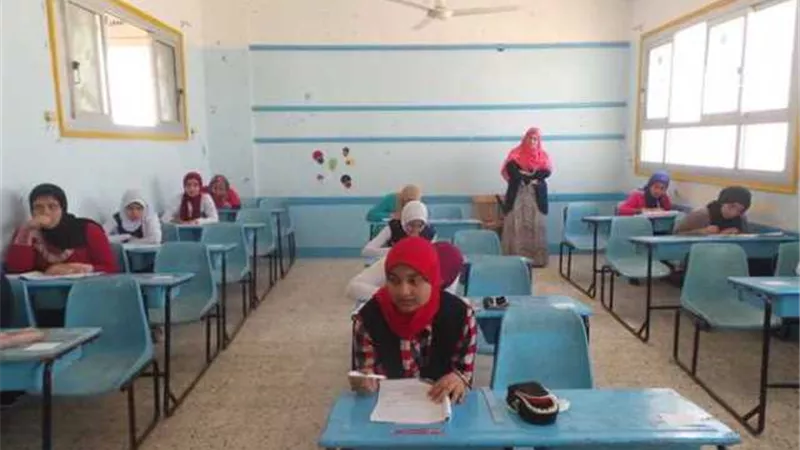 إمتحان علوم الإعدادية بالأقصر بلا شكاوى
