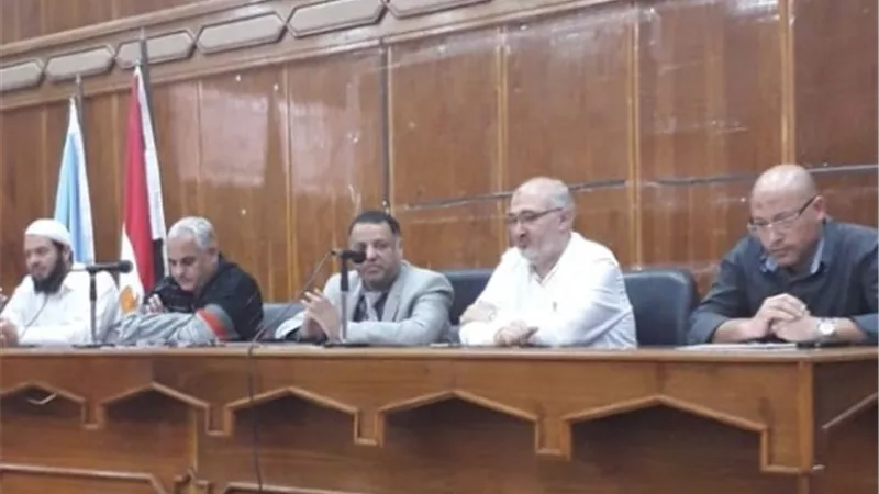 فرع محو الأمية يكرم 56 ناجحة من أمهات الايتام ومنحهن مكأفات مالية وعينية