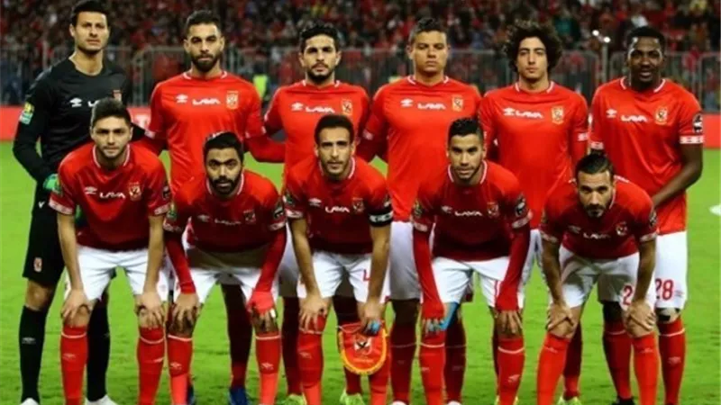 الأهلى يعرض هذا اللاعب للبيع ويحسم موقف الظهير الأيسر نهاية الموسم