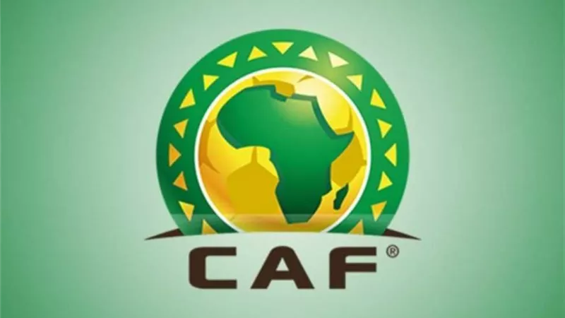 رسميا.. الكاف يرفع الإيقاف عن رئيس نادى الزمالك