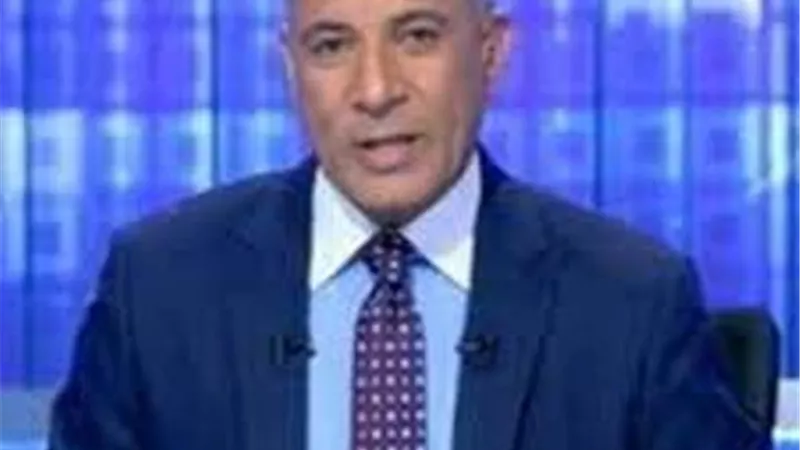 احمد موسى: 17 دولة تخلفت عن سداد ديونها.. وأعداء الوطن راهنوا على سقوط مصر