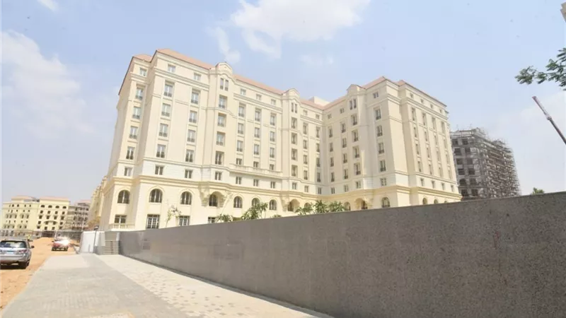 شاهد روعة التصميم.. شقق جاردن سيتي الجديدة بالعاصمة الإدارية
