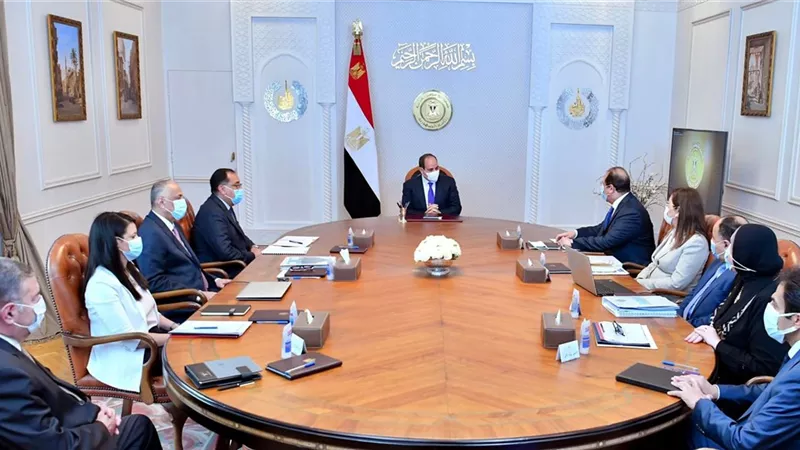 الرئيس السيسى يوجه باستهداف خفض نسبة الدين للناتج المحلي وترشيد الإنفاق الحكومي
