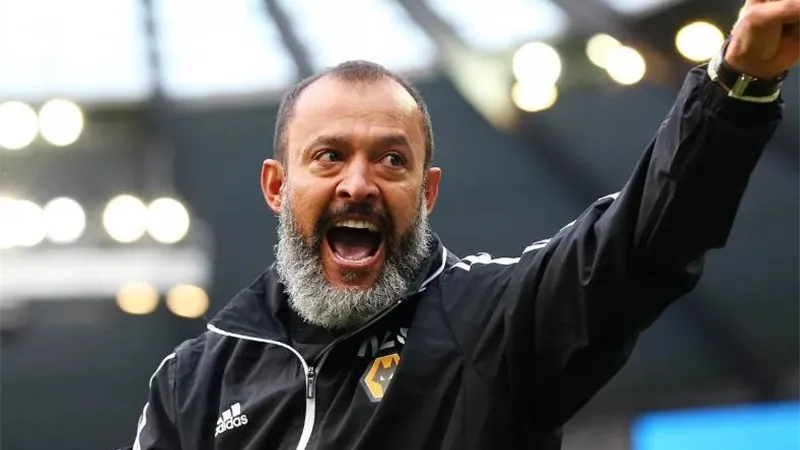 اتحاد جدة يعلن تعاقده مع البرتغالي سانتو