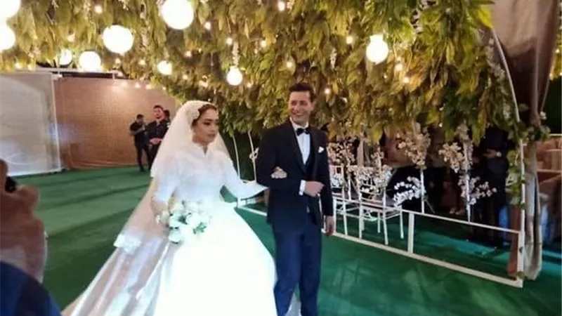 الإسماعيلية تتشح بالسواد لمصرع عروسان في حادث مروع خلال شهر العسل ..صور