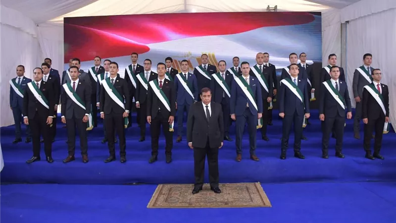 رئيس مجلس الدولة هنأ المندوبين الجدد بعد حلف اليمين.. والزغاريد تعلو المكان