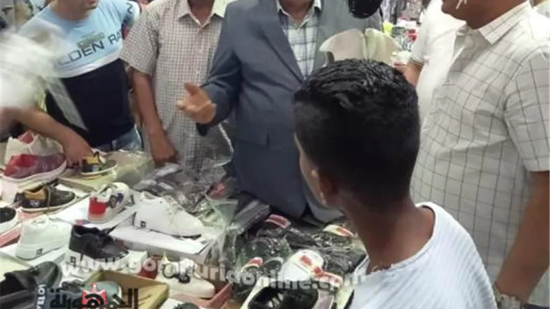 افتتاح معرض «العيد فرحتنا» للملابس الجاهزة بأسعار مخفضة بسفاجا