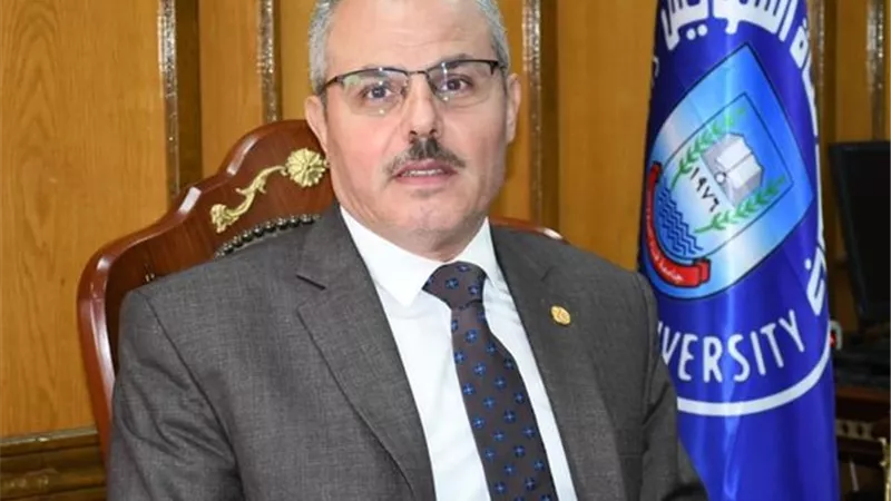 جامعة القناة تناقش