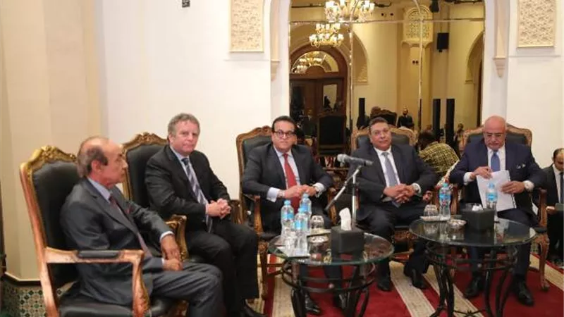 وزير التعليم العالي يشهد افتتاح المؤتمر الدولي الثامن للجمعية المصرية لعلاج جذور الأسنان