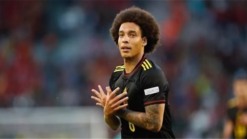 أتليتكو مدريد يعلن ضم أكسيل فيتسل