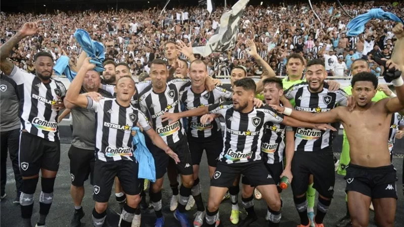 ناد برازيلى يطلب ضم 3 نجوم من الدورى السعودى