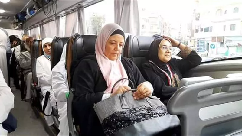 الفقي يتابع الحالة العامة لبعثة حجاج سوهاج