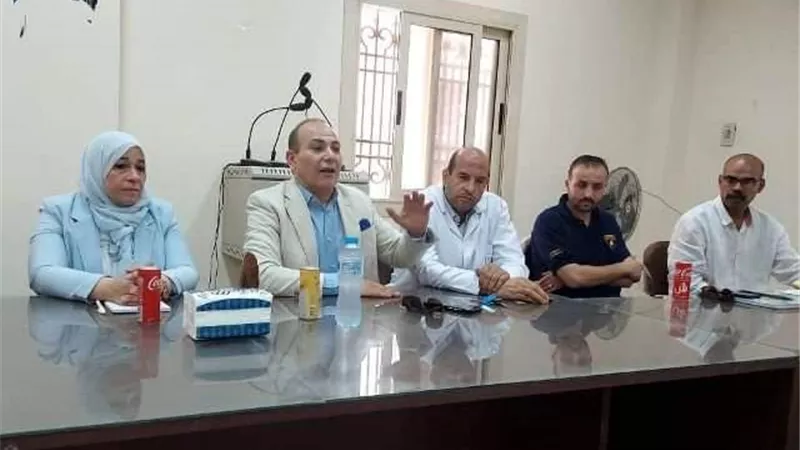 ندوة إرشادية حول تحصين وترقيم الماشية في الصوة بالشرقية