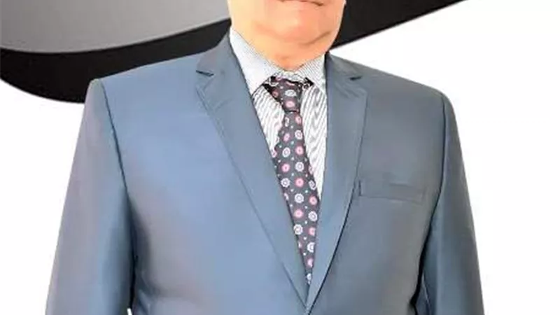 رئيس شركة مياه دمياط يهنئ العاملين بعيد الأضحى