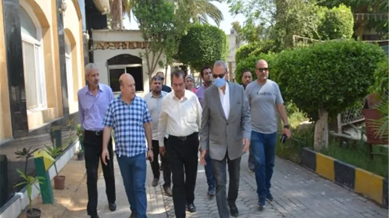 الهجان يتفقد أعمال النظافة والاشغالات بـ 5 مدن بالقليوبية