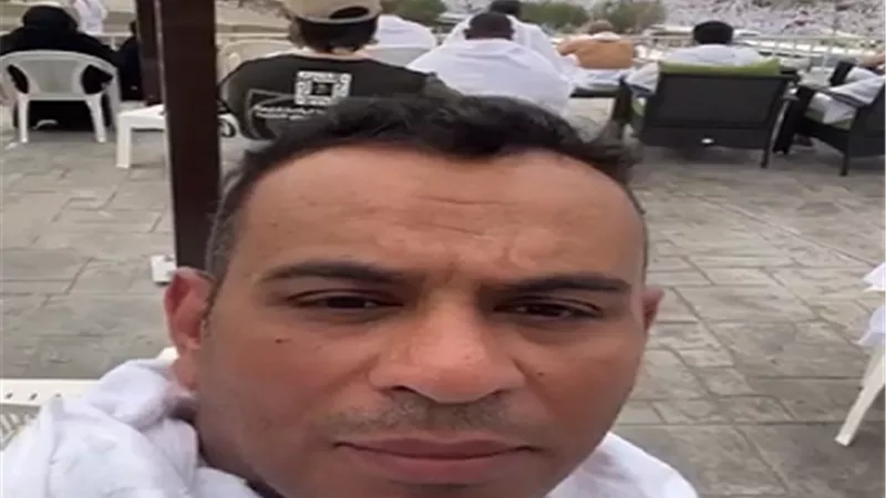 الليثي يدعو لحكيم من جبل عرفات والأخير يوجه رساله له