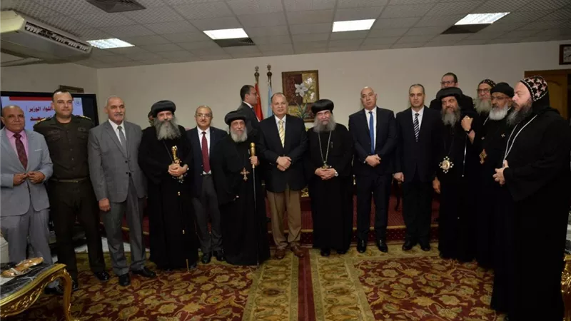 محافظ أسيوط يستقبل المهنئين بعيد الأضحى المبارك من مختلف الطوائف بمقر ديوان عام المحافظة
