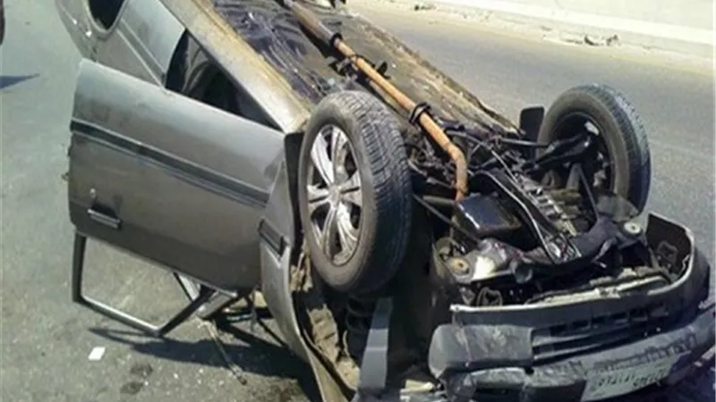 بسبب السرعة انقلاب سياره بكورنيش الاسكندرية