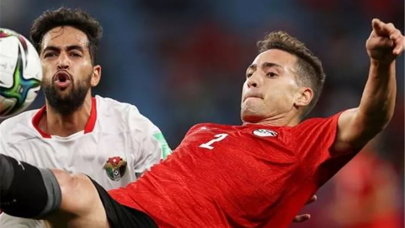 مدافع منتخب مصر على أبواب الزمالك .. تعرف على التفاصيل